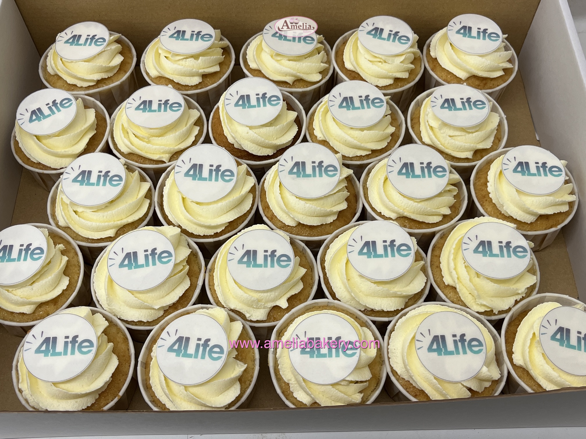 Cupcakes-corporativos-4life-oblea