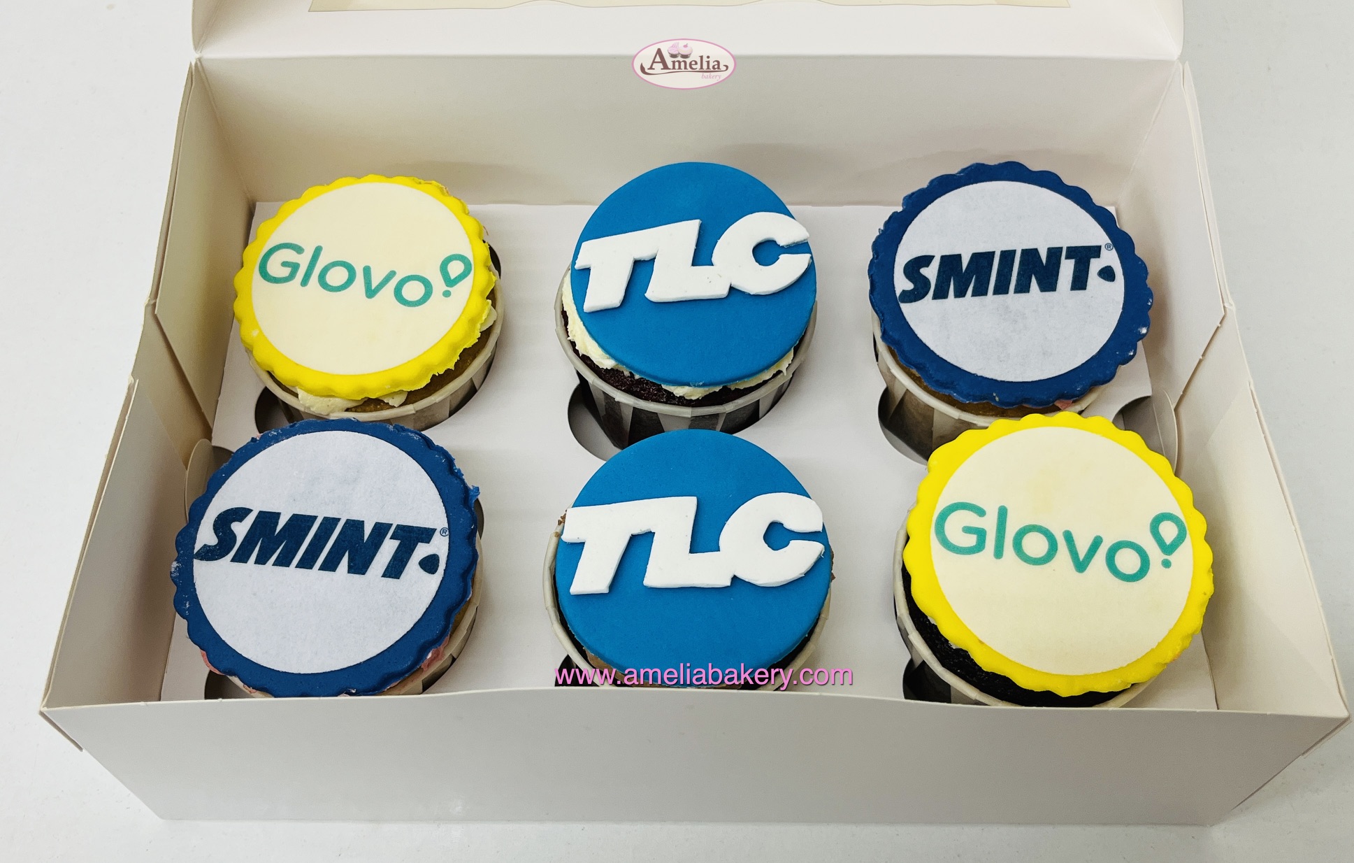 Cupcakes-corporativos-TLC-glovo