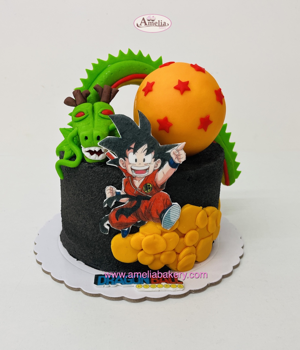 Tarta-fondant-Dragonball-dragon y bola 3d